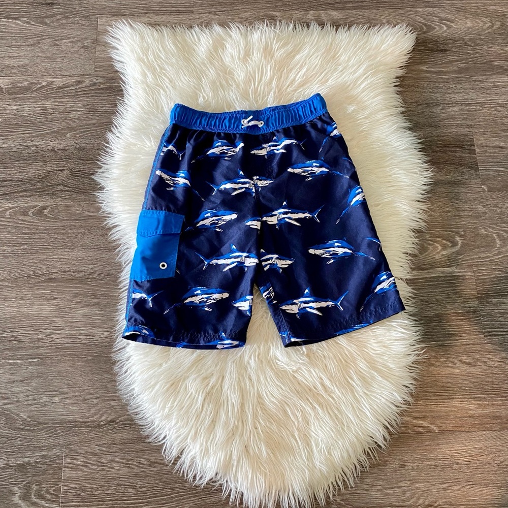 Cat & Jack Shark Swimming Trunks EUC
Size L 12-14